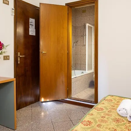 게스트하우스 Camelia Venice